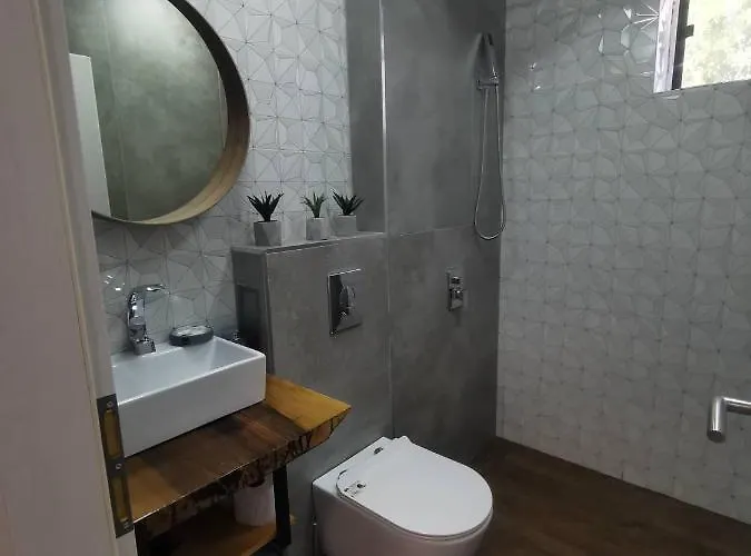 Blue Breeze Sinemoretz